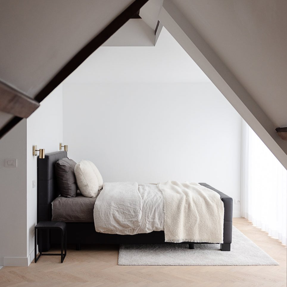 Boxspring Kristenssen fixe avec pied de lit