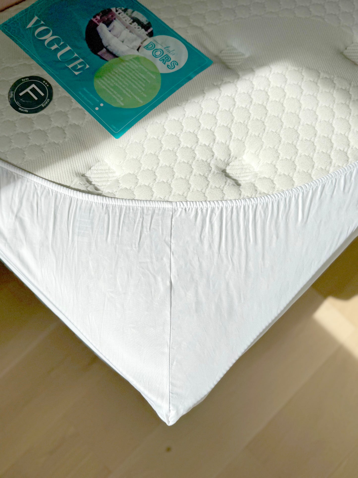 Drap-housse en satin de coton - blanc Cera
