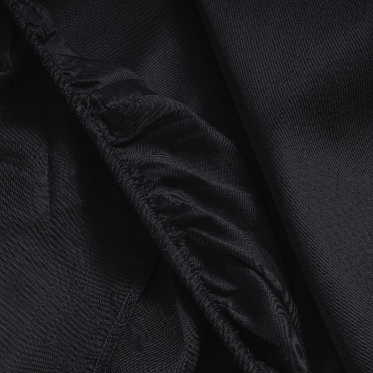 Hoeslaken van katoensatijn zwart